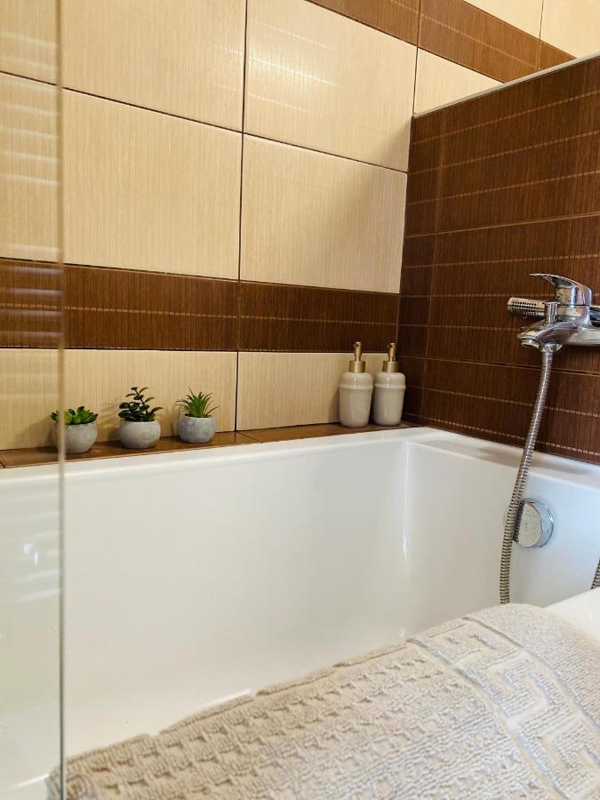 Apartment Mira รูชอมแบรอค ภายนอก รูปภาพ